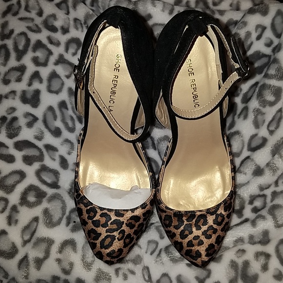 Shoes - Picture 2 of 3